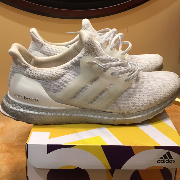 ultra boost 3.0 crystal white